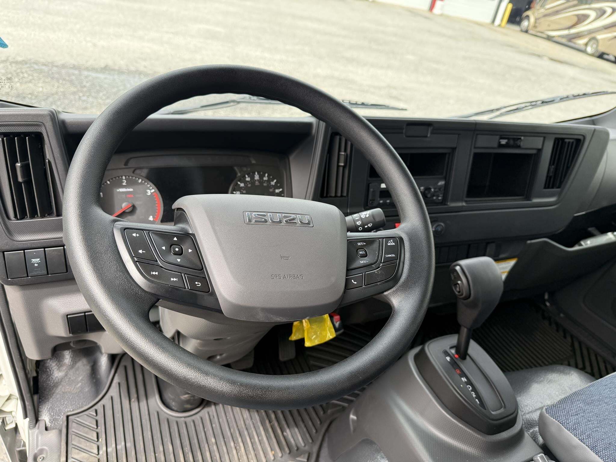 2027 Isuzu NRR