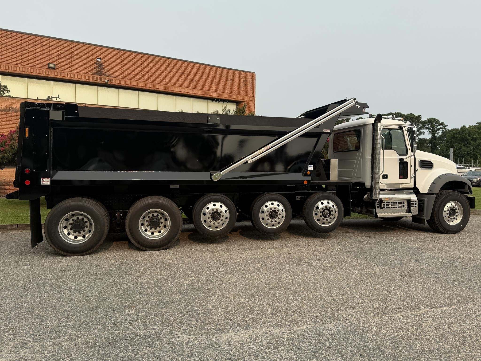 2027 Mack GRANITE