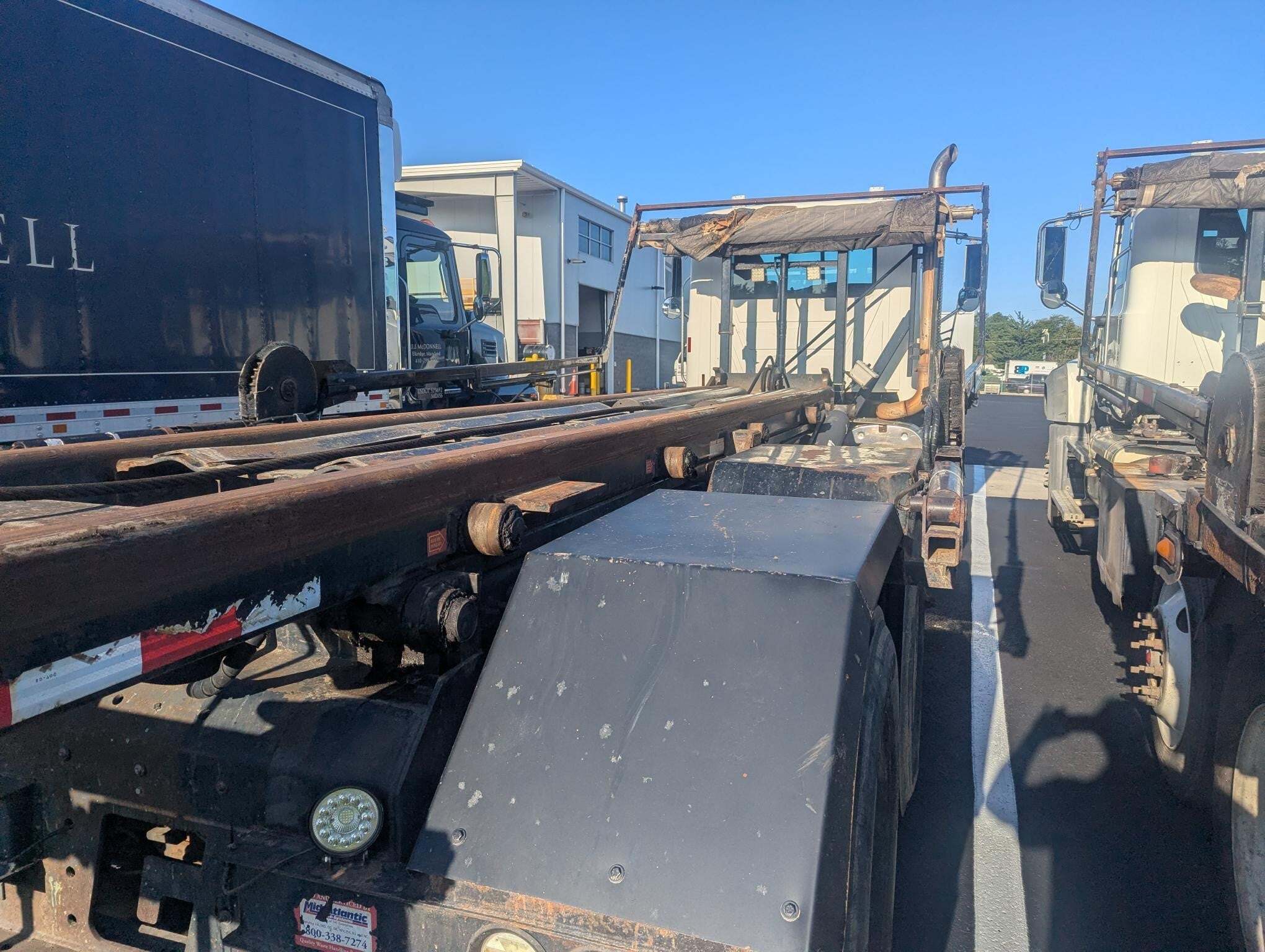 2016 Mack GRANITE GU713