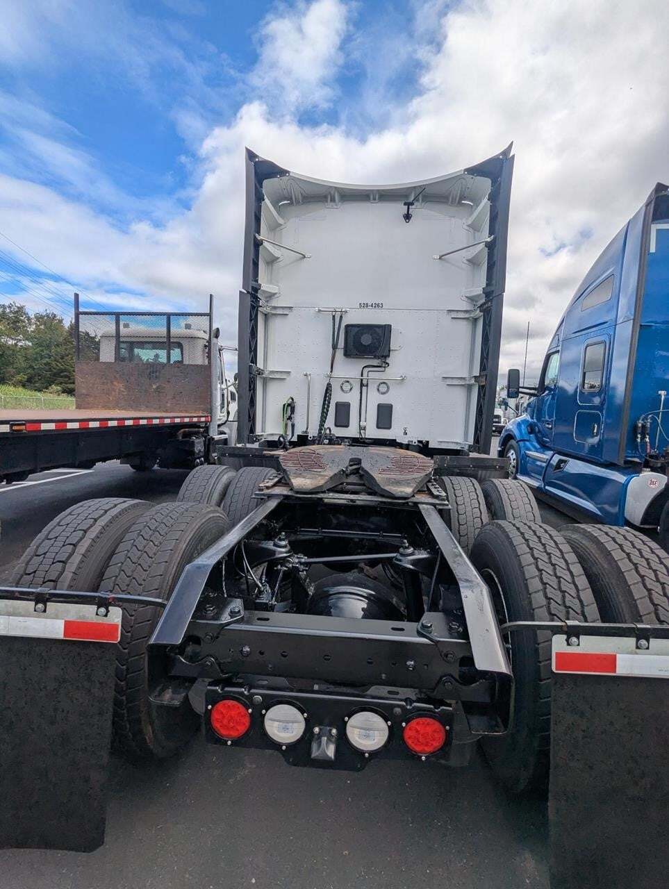 2022 Kenworth T680