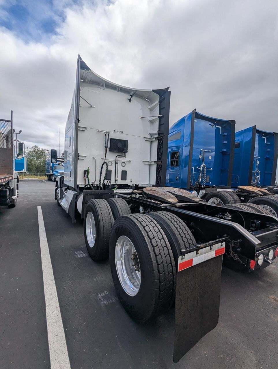 2022 Kenworth T680
