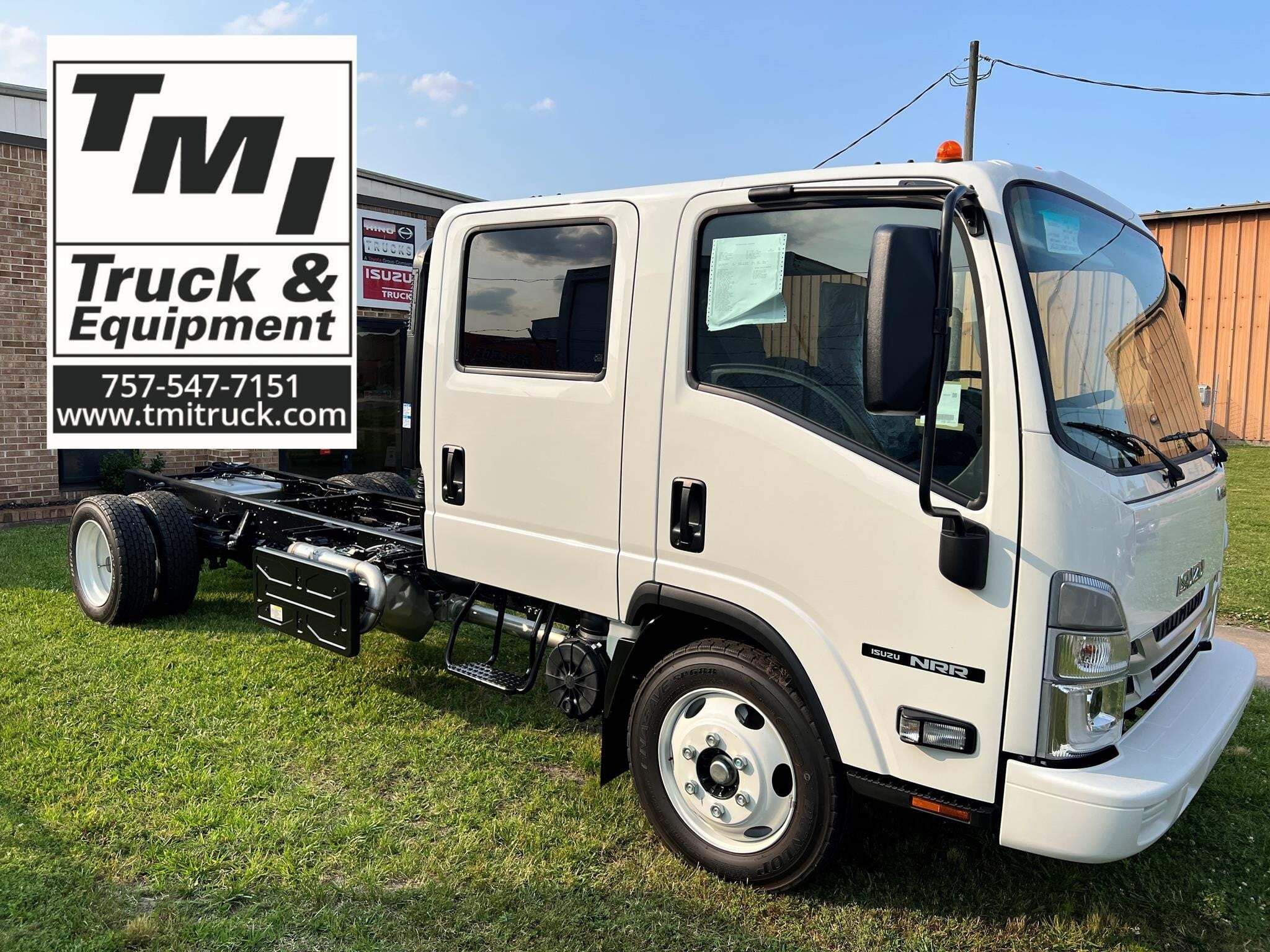 2027 Isuzu NRR