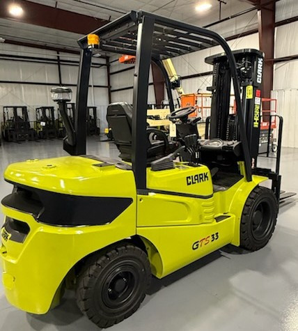 2026 Clark GTS33D
