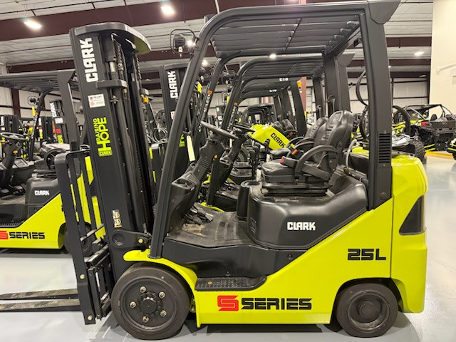 Photo of a 2025 Clark S25C