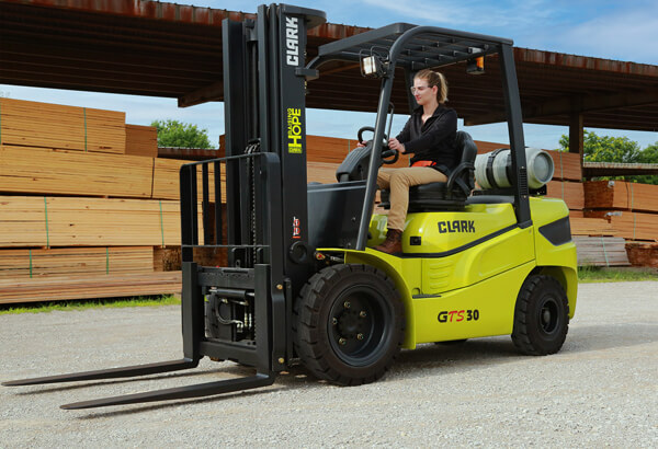 2026 Clark GTS33D