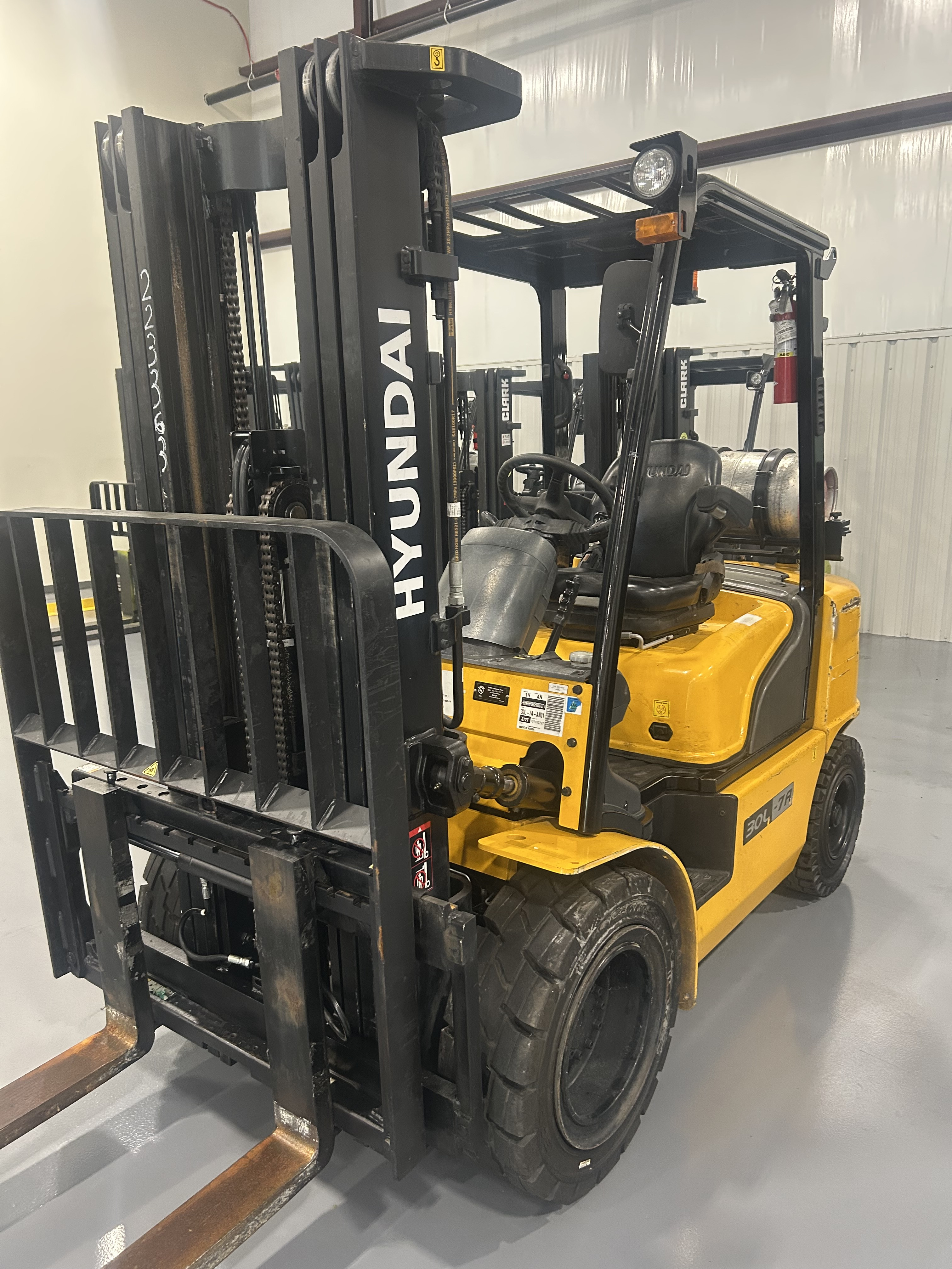 2021 Hyundai 30L-7A