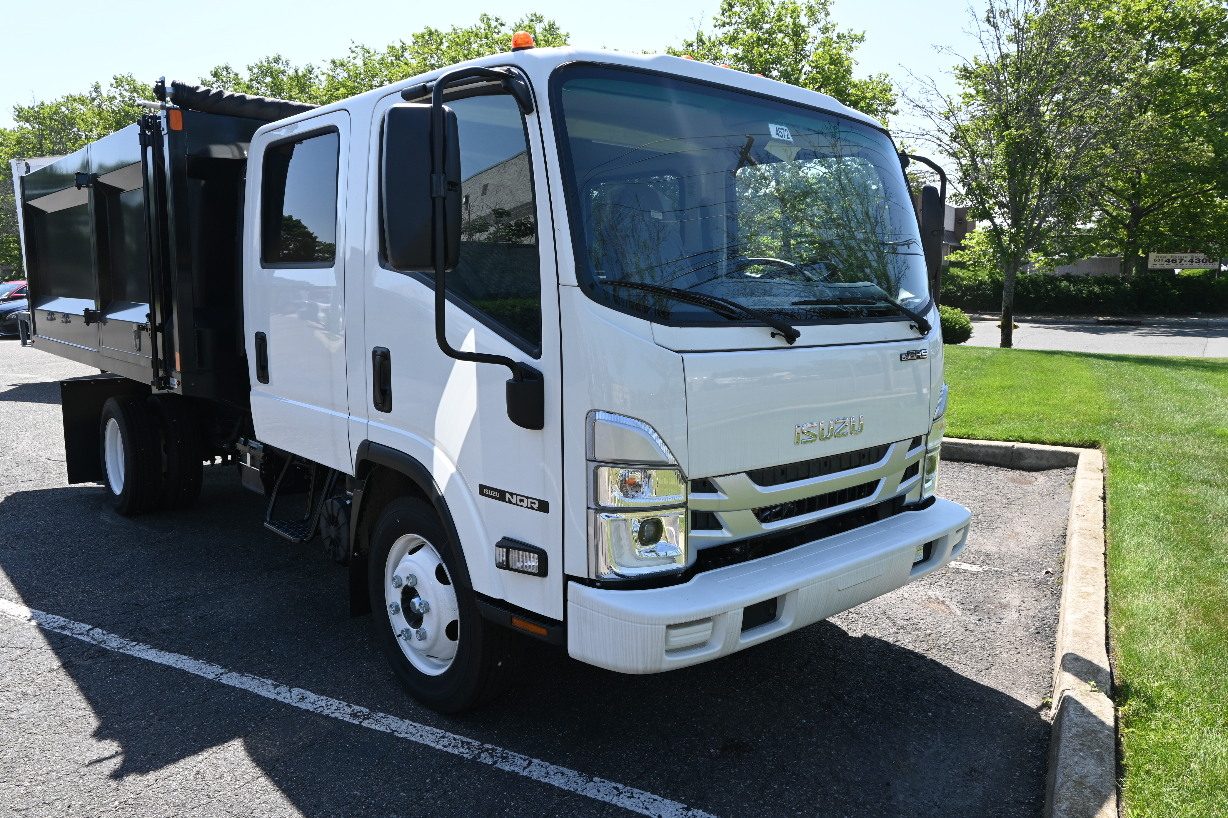Photo of a 2025 Isuzu NQR Crew Cab (N-Series Class 5 Gas)