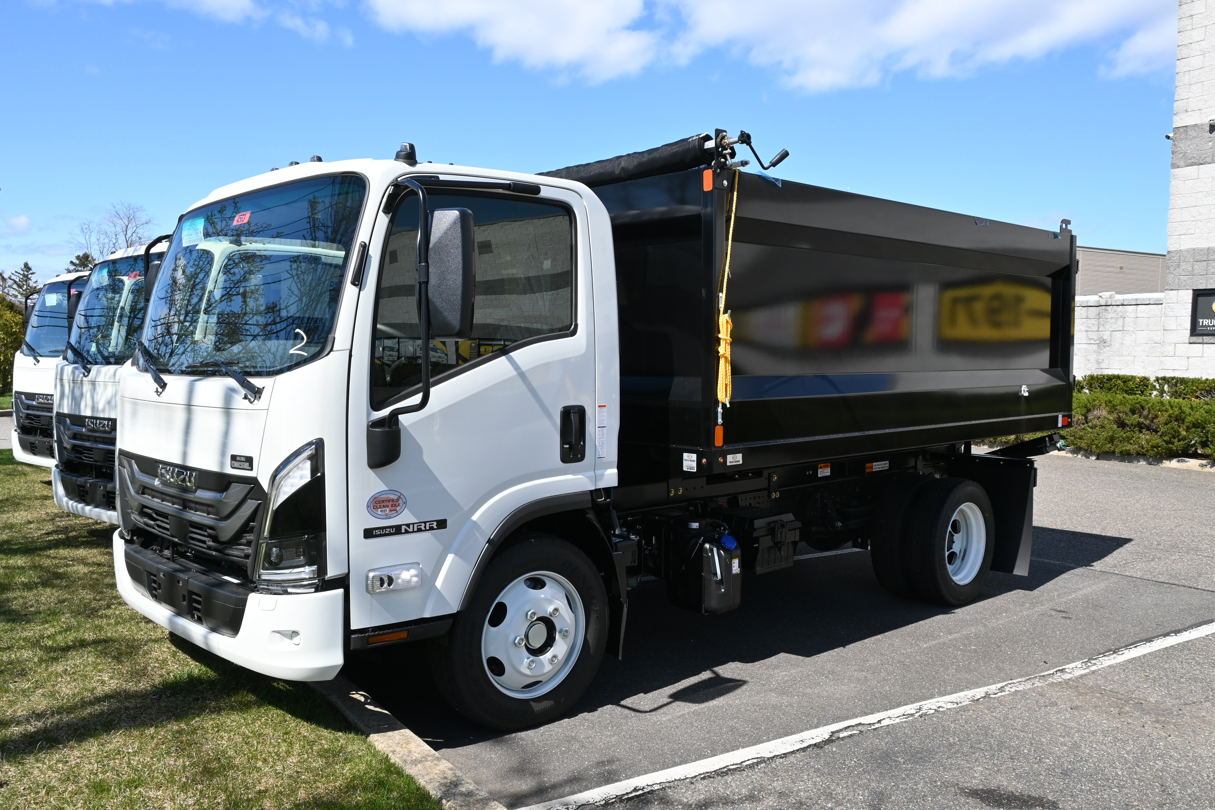 2025 Isuzu NRR Standard Cab (N-Series Diesel)