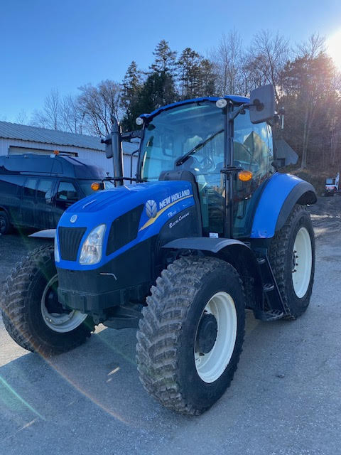 2017 New Holland T5 Series T5.105 Electro Command