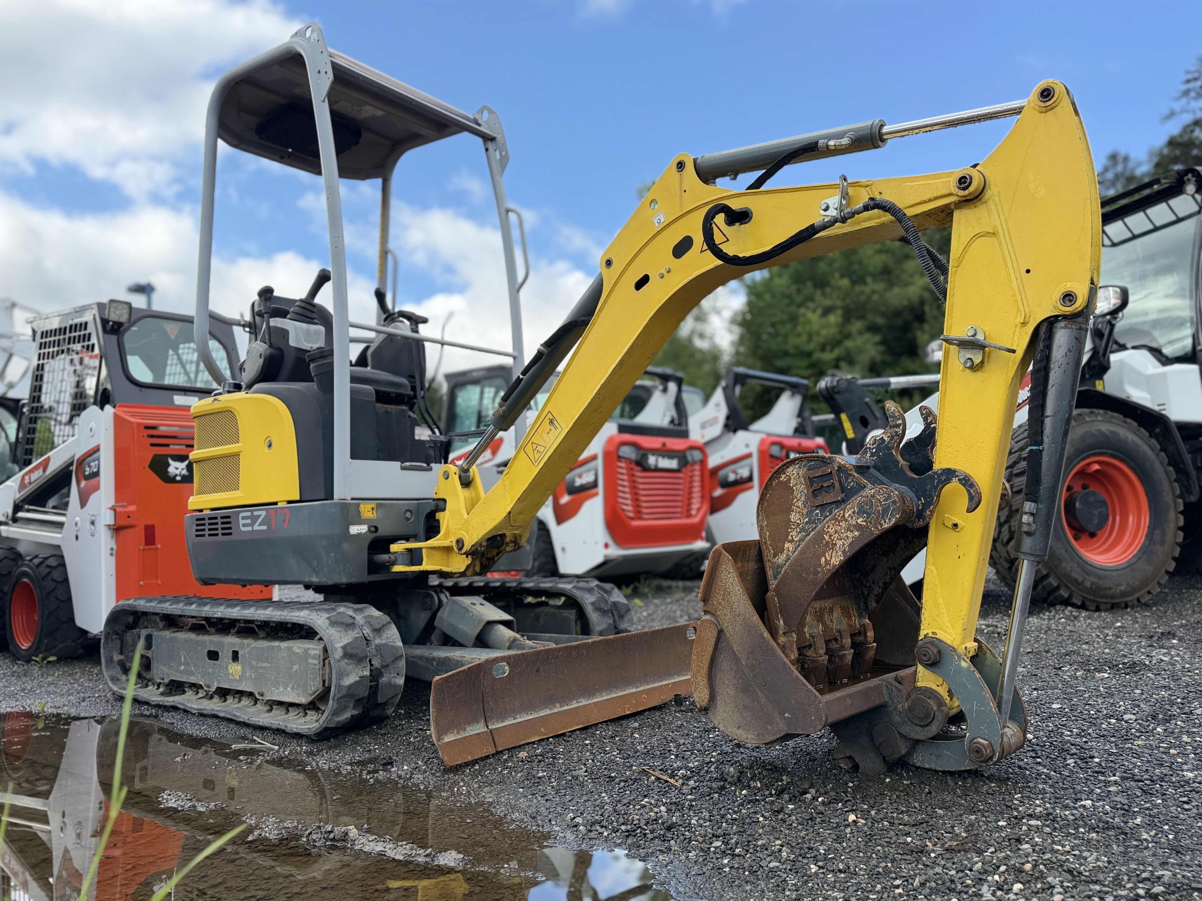 Photo of a 2015 Wacker Neuson EZ17
