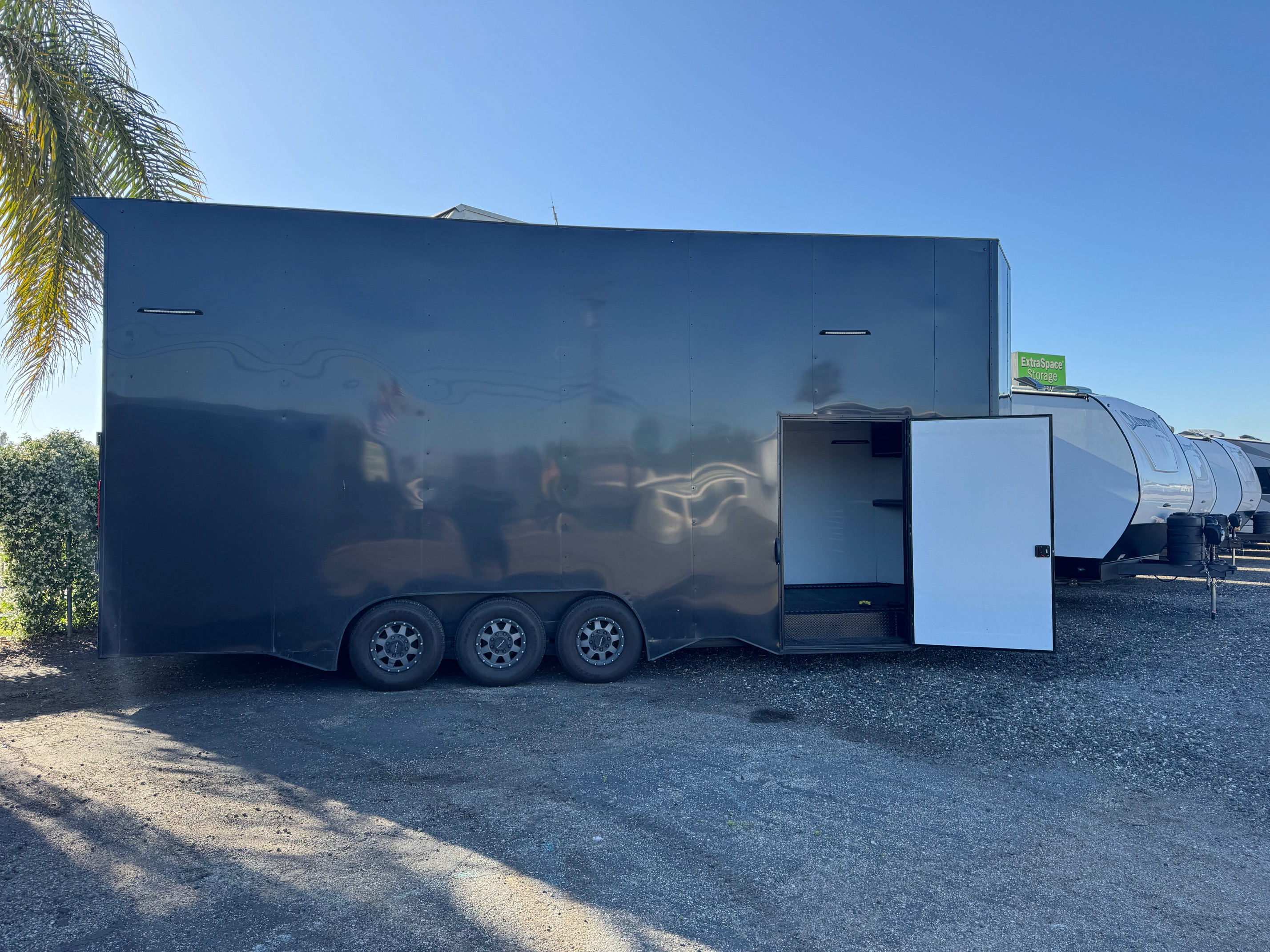 Used, 2024, Fractal, 26'x106'x13.5', Cargo Trailers