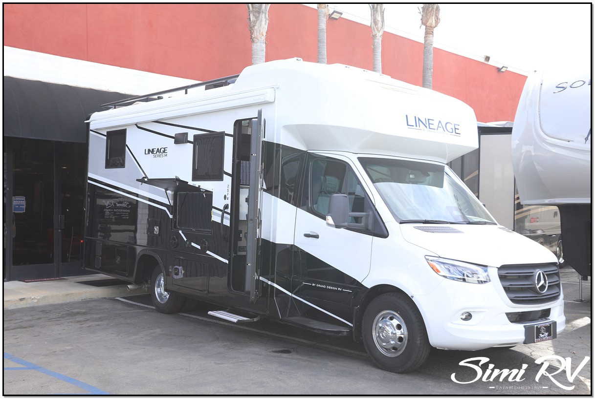 2026 Grand Design Lineage Series M 25FW for Sale in Simi Valley, CA