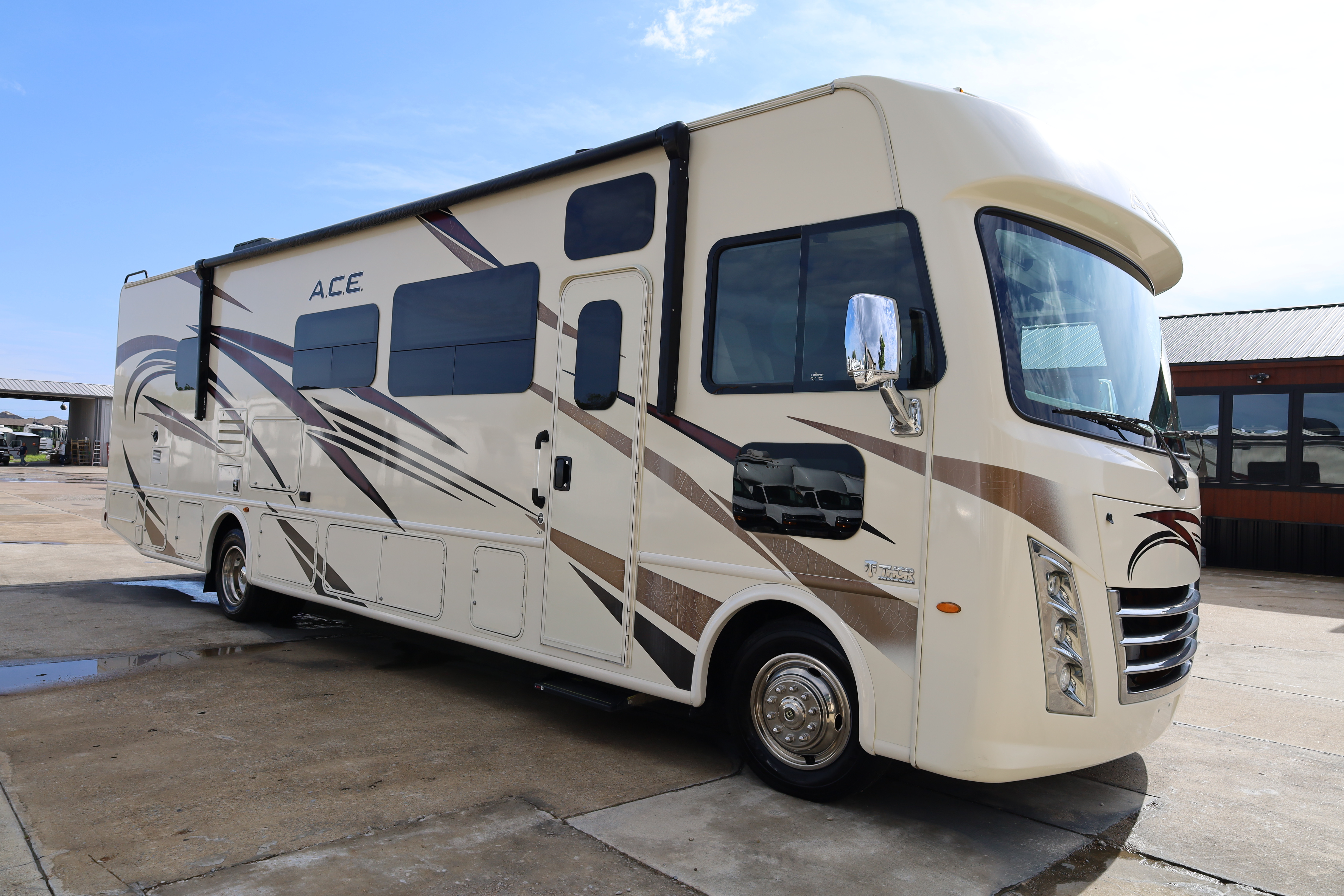 2019 Thor Motor Coach A.c.e. 33.1