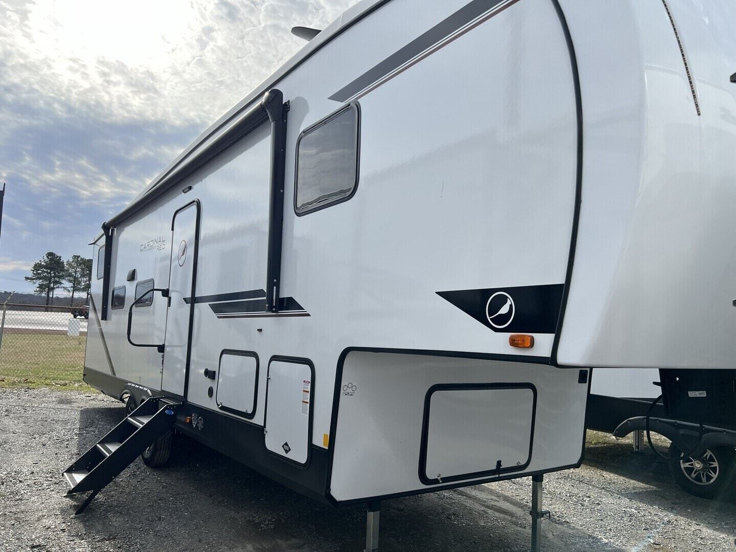 New, 2023, Forest River, Cardinal RED 28BH, Fifth Wheels