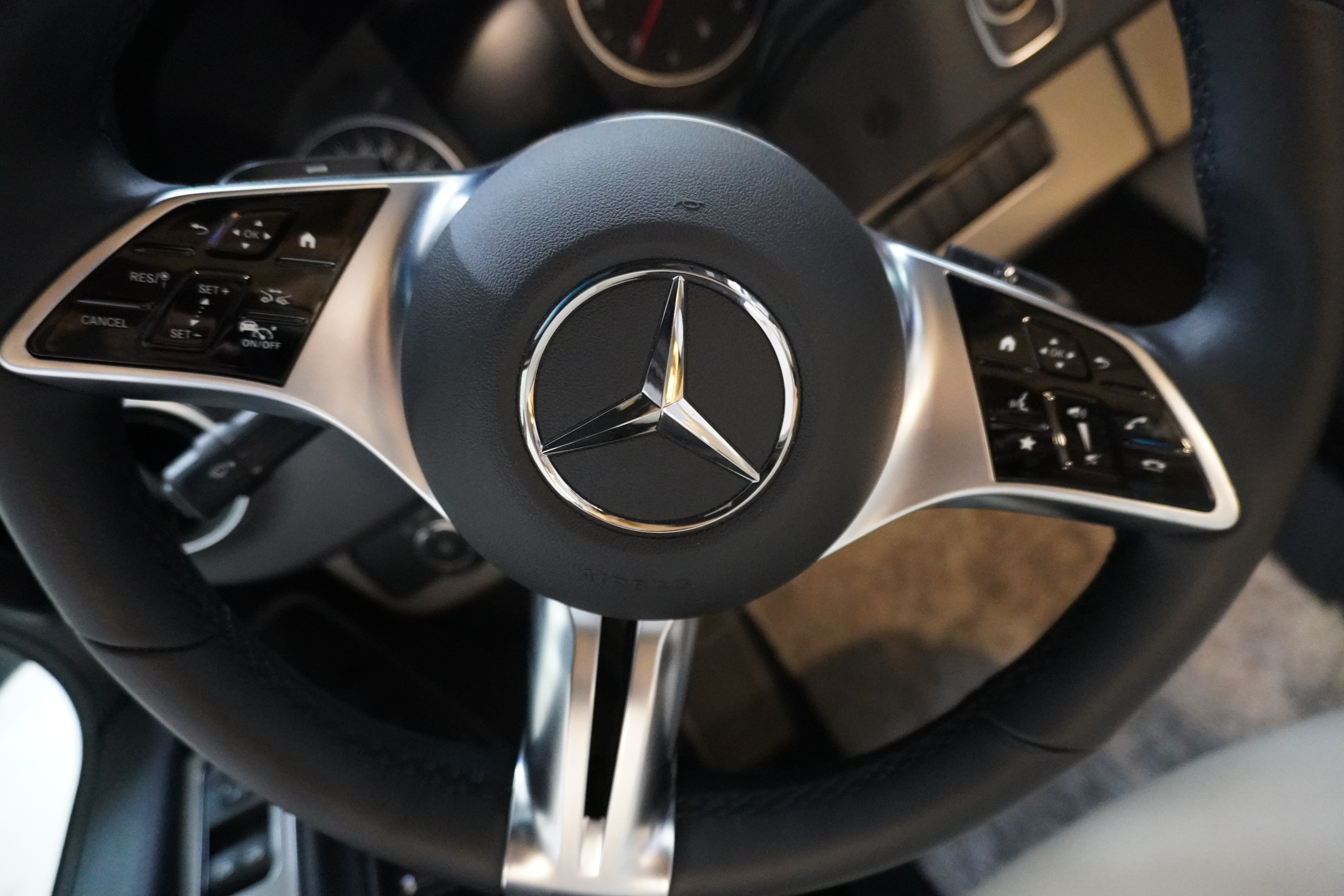 View/24D/2026 image-7