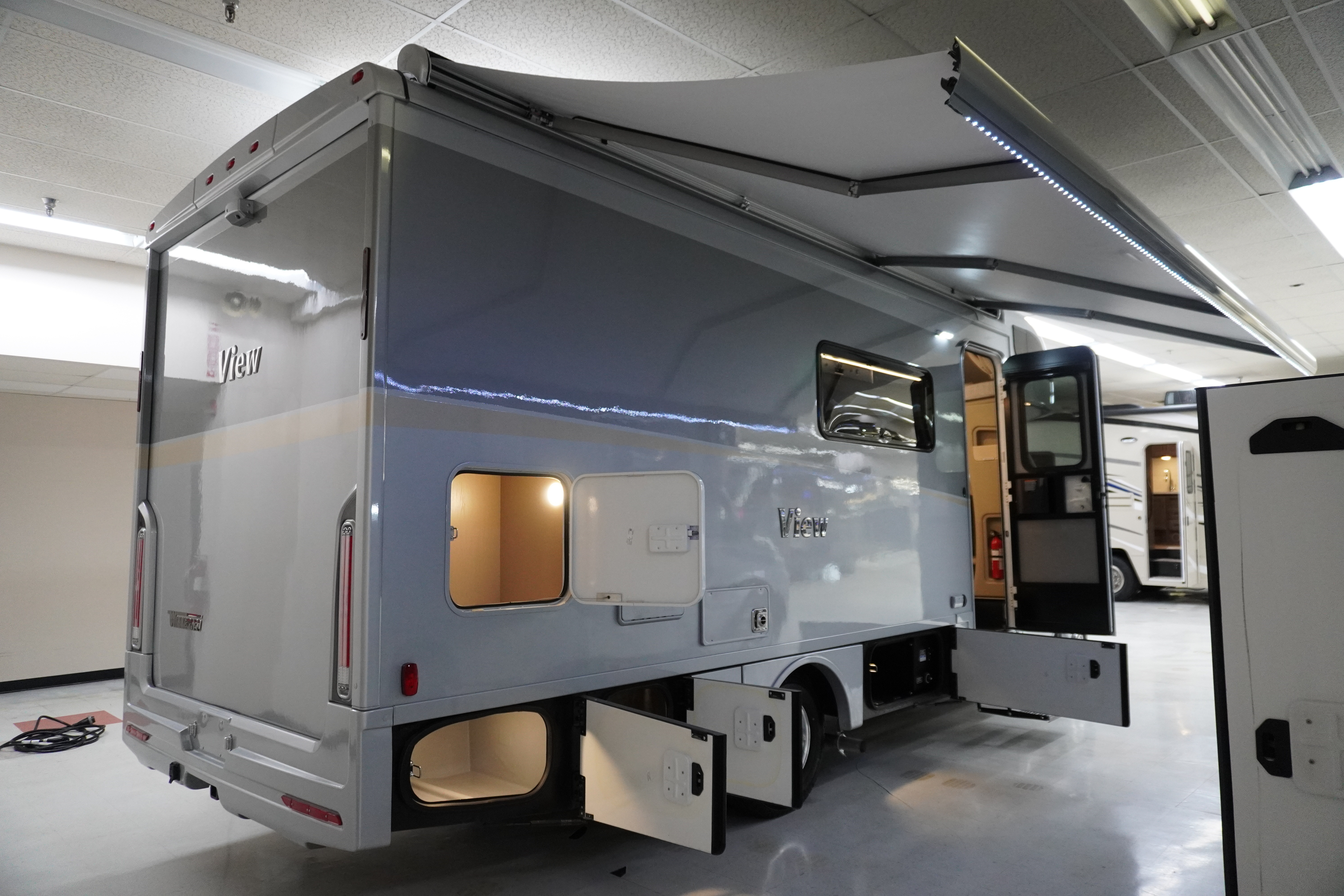 View/24D/2026 image-4