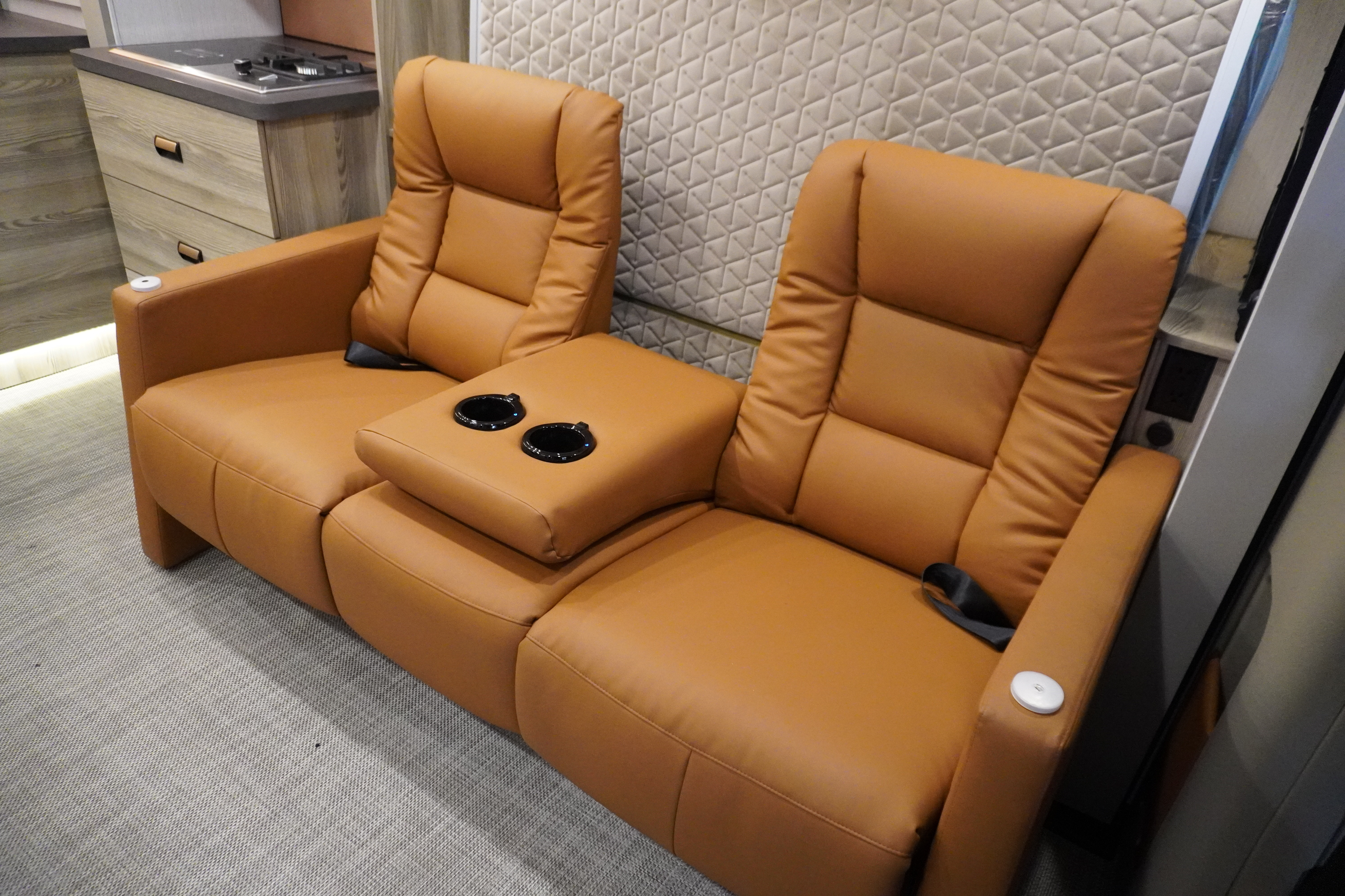 2025 View 24T/24T/2025 image-12