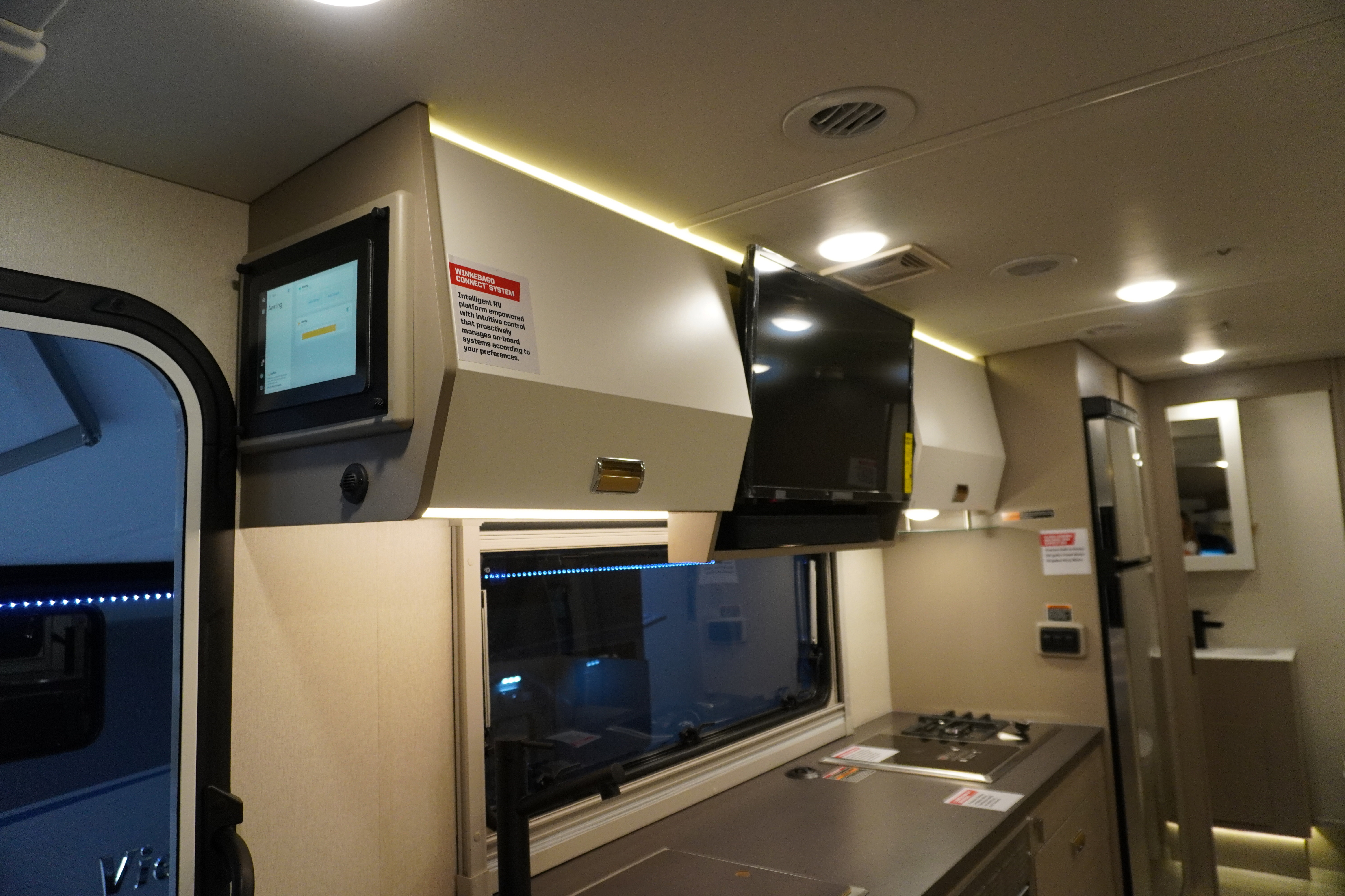 View/24D/2026 image-12