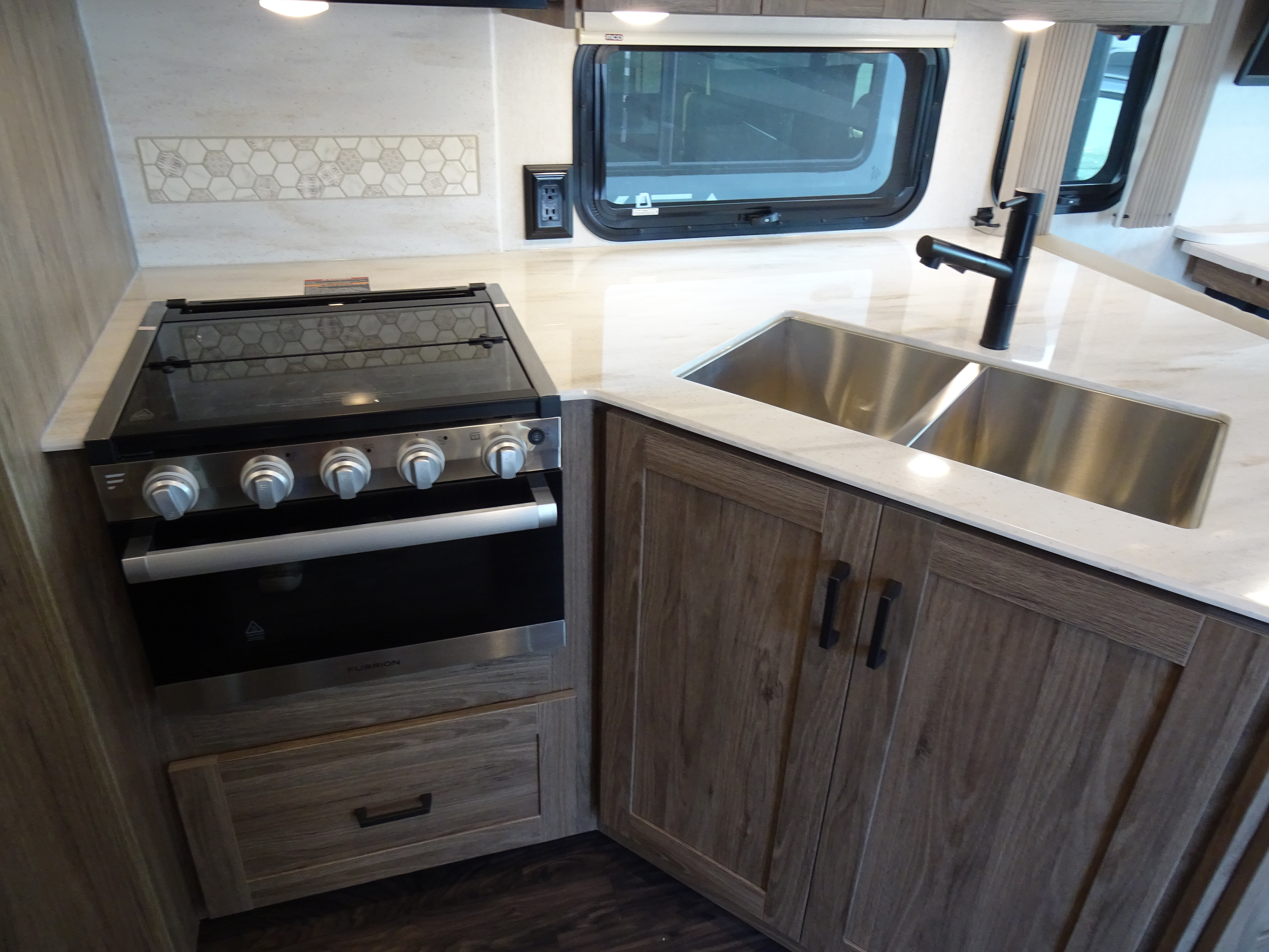 Vista/31B/2025 image-15