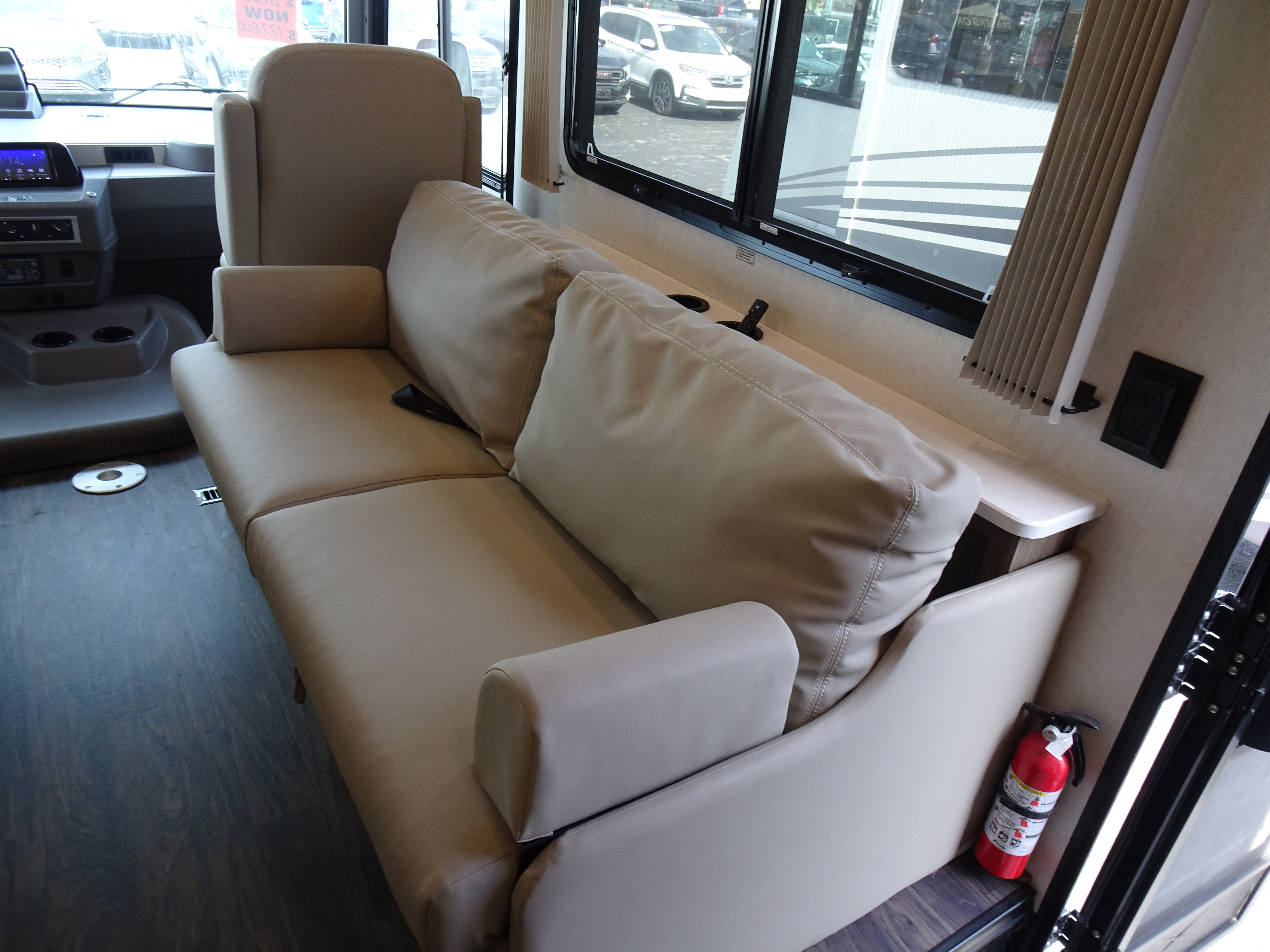 Vista/31B/2025 image-12