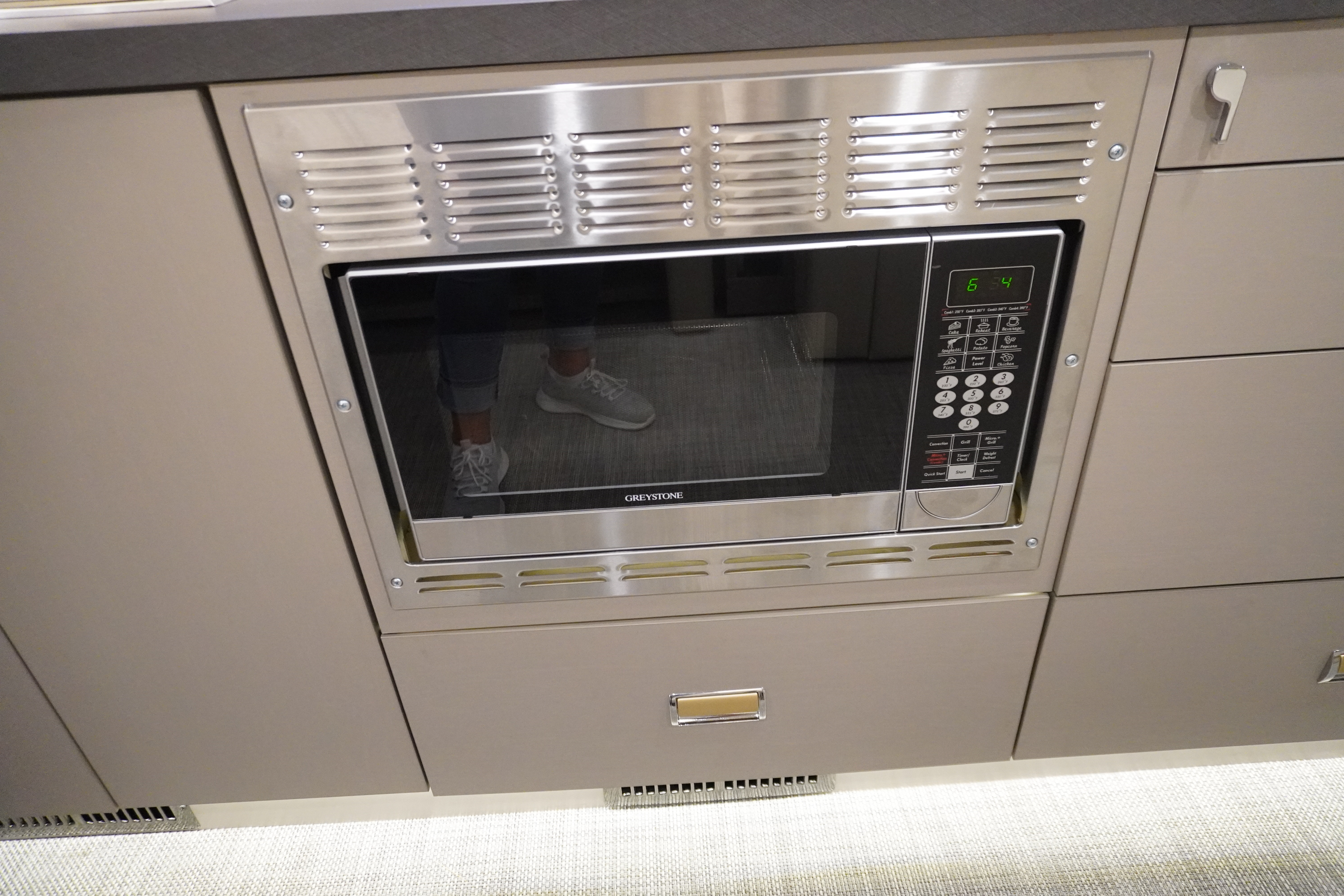 View/24D/2026 image-13