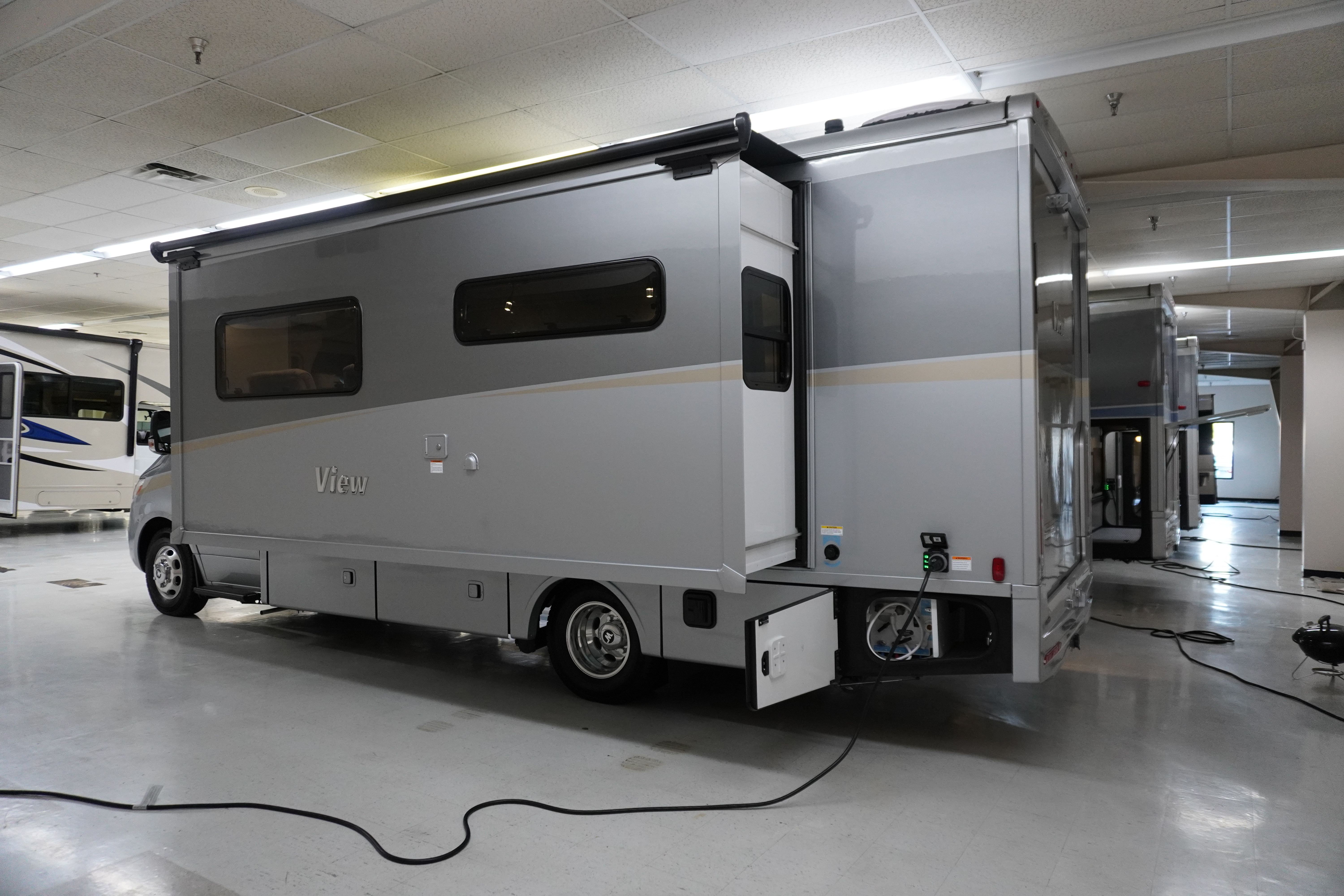 View/24D/2026 image-3