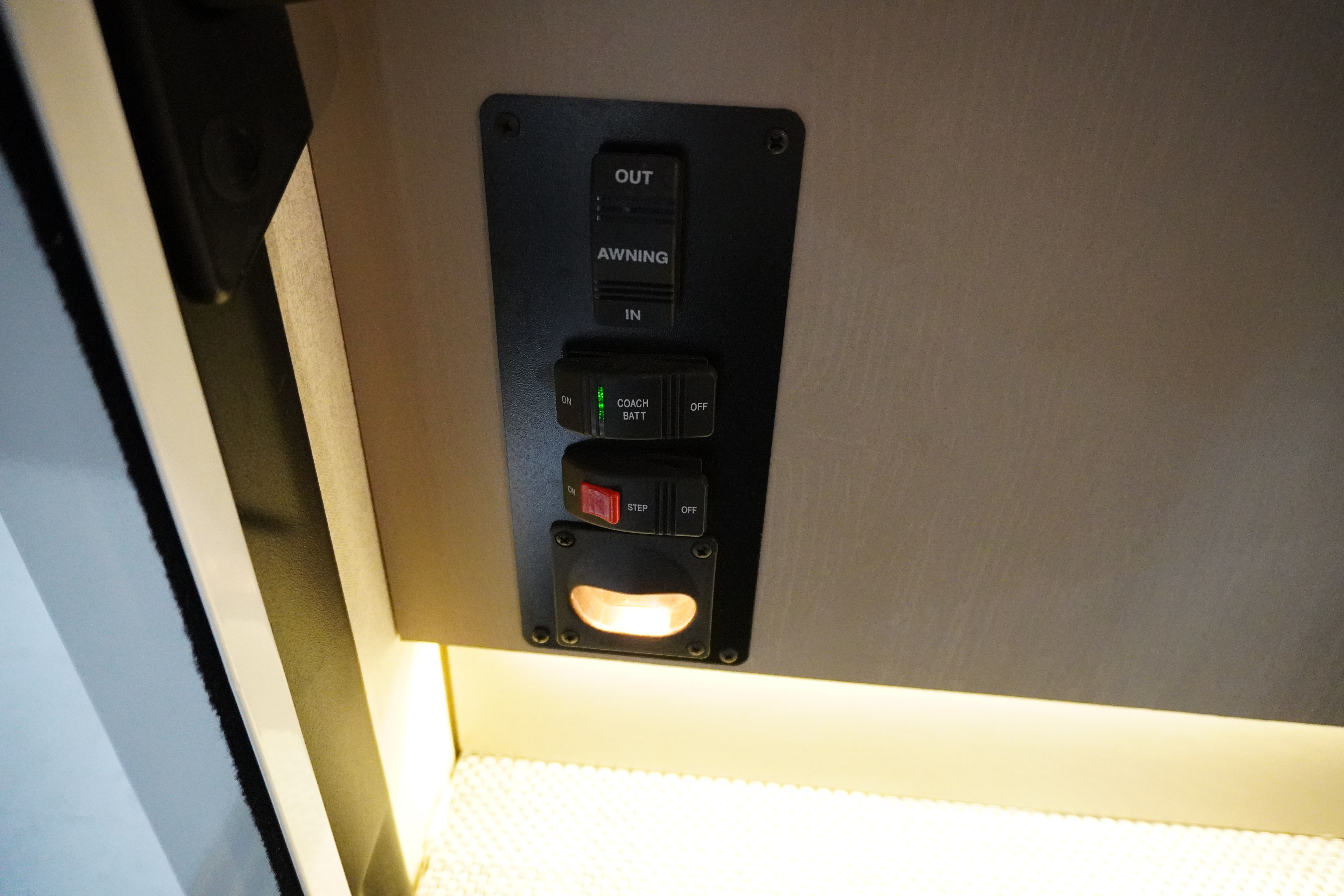 View 24R/24R/2026 image-23