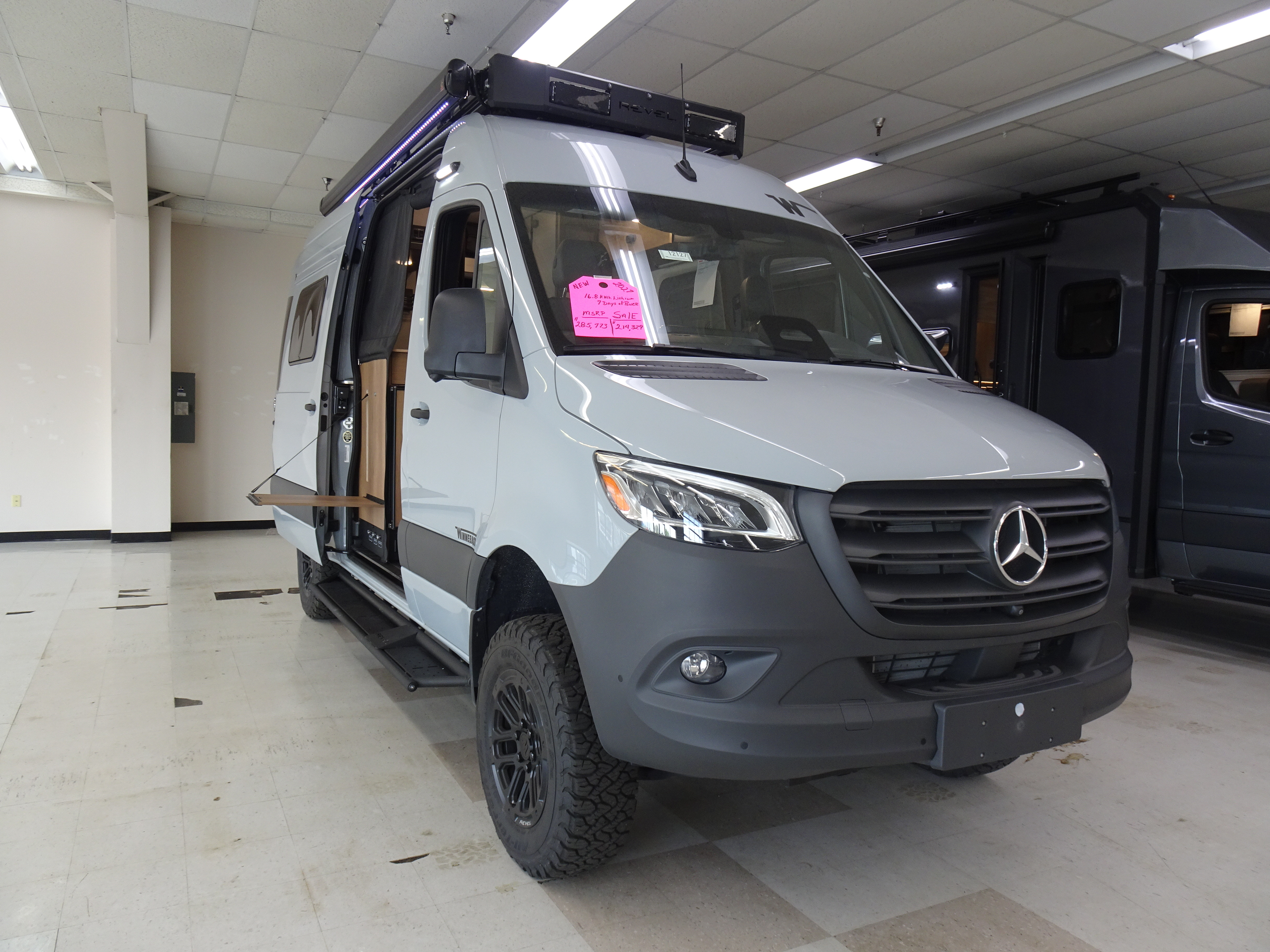 2027 Winnebago Revel 44EC for Sale in Auburn, IN