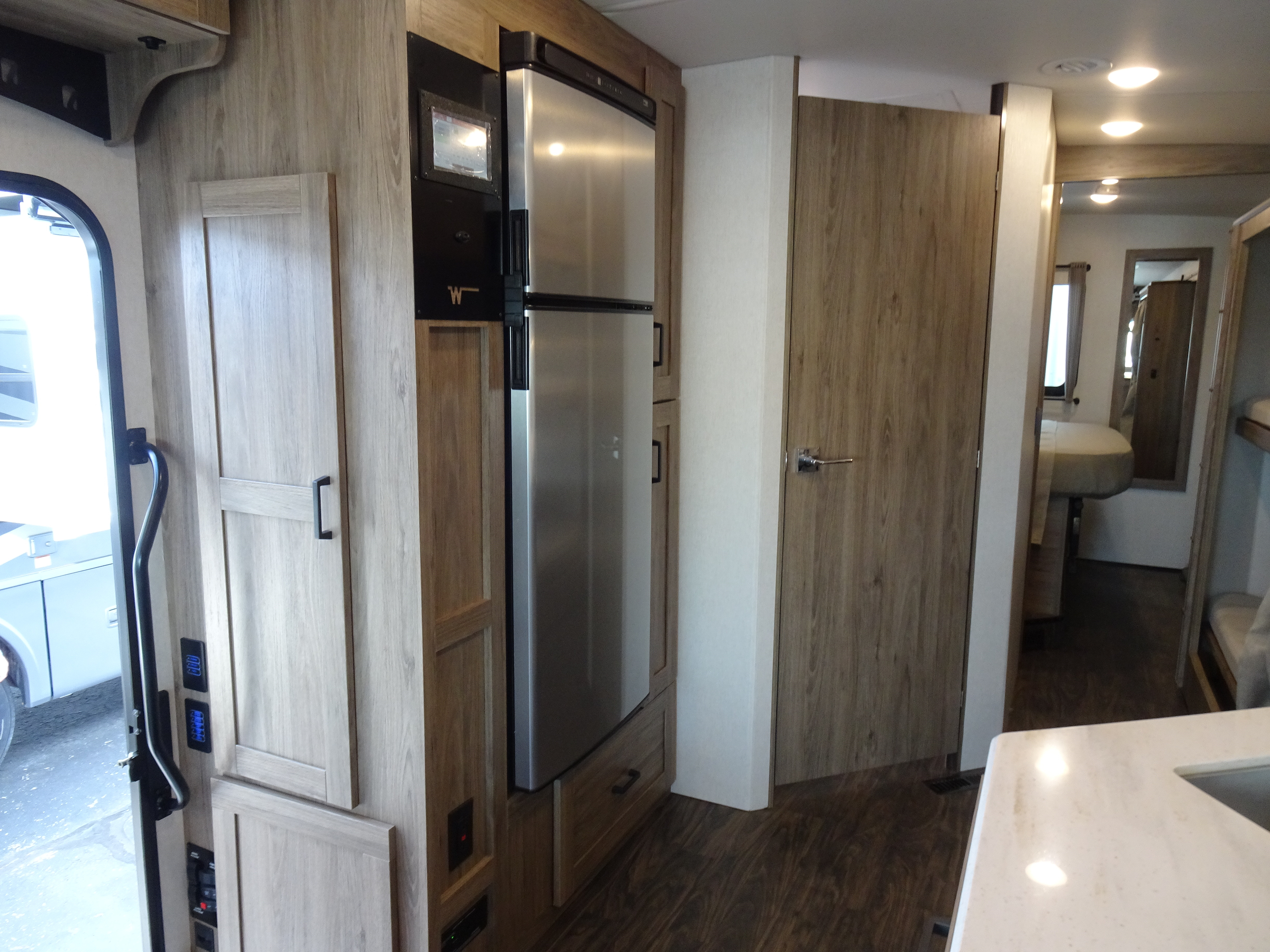 Vista/31B/2025 image-14