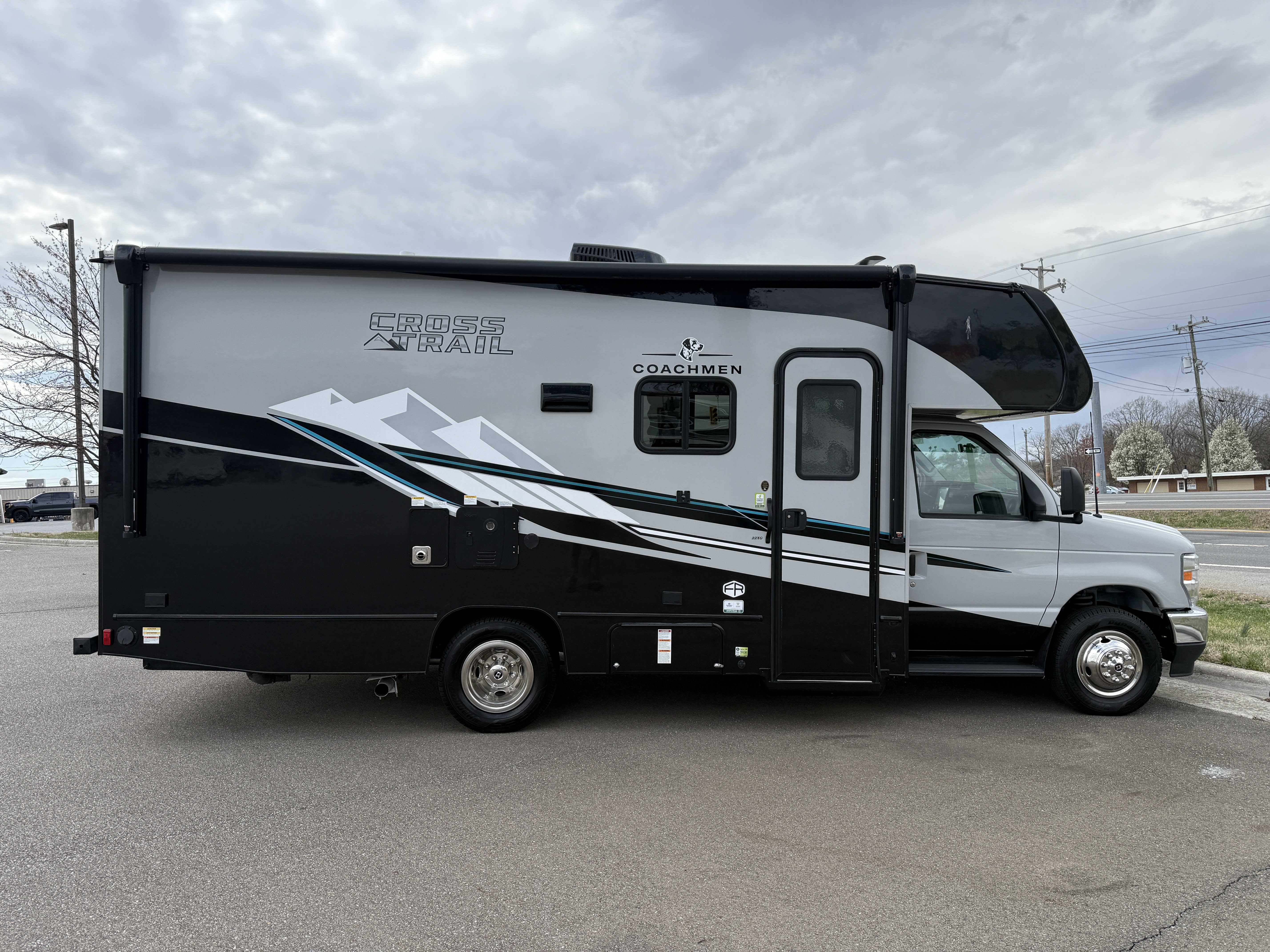 New 2025 Coachmen CROSS TRAIL 22XG in Lynchburg, VA