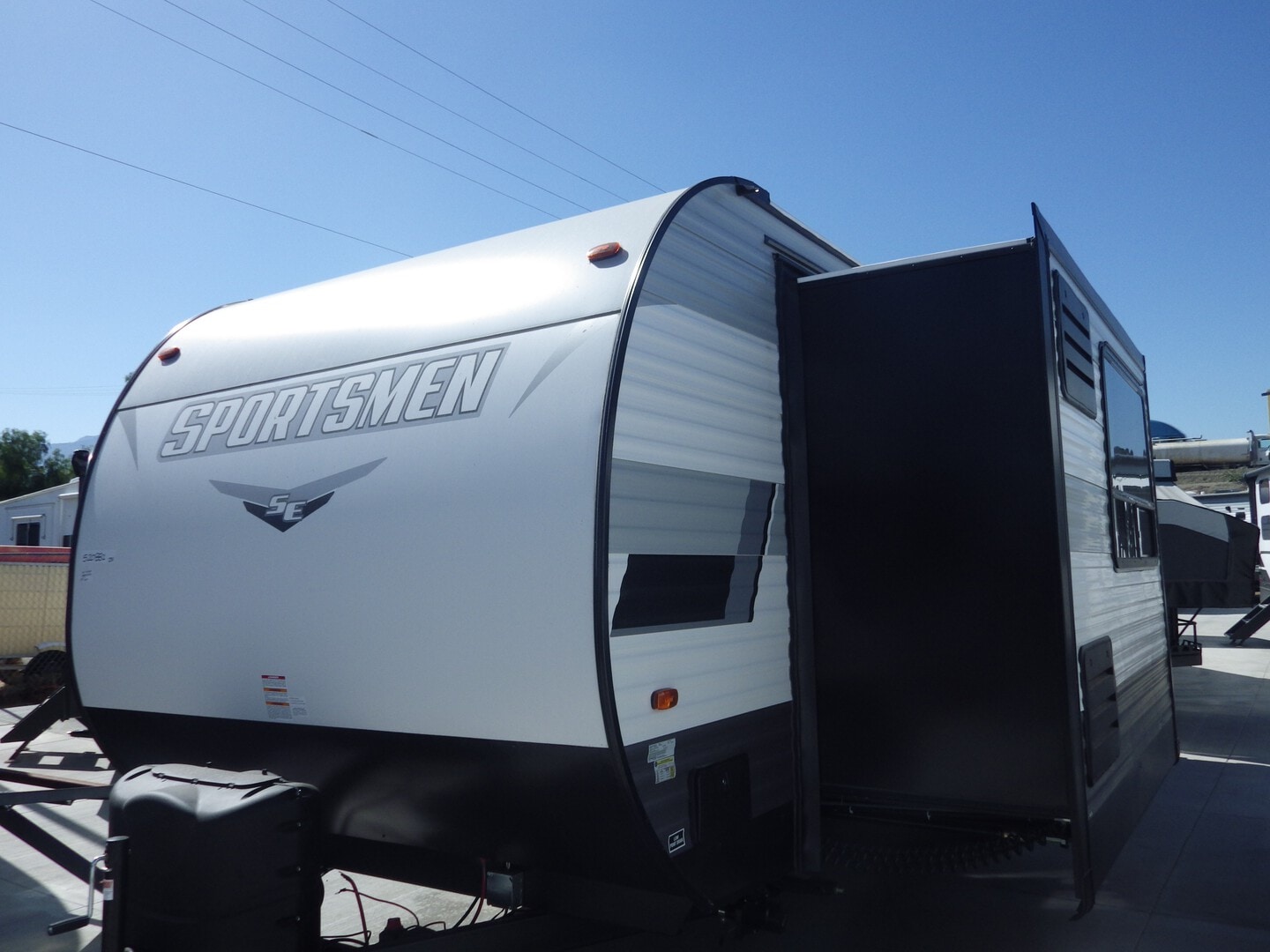 Banning RV Discount Center in California RV Trailers for Sale