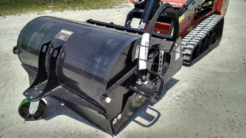 New Erskine PickUp Broom Mini in Charlotte, NC