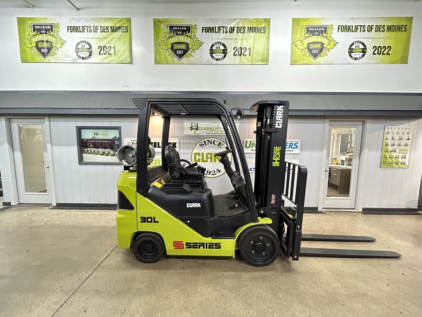 2022 Clark S30C For Sale (51424141) from Forklifts DSM [10717] in Des