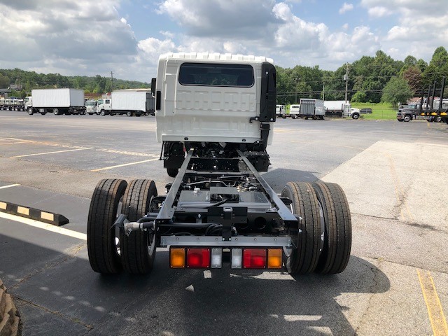 IsuzuNPR HD Crew Cab Gas 12 Available4