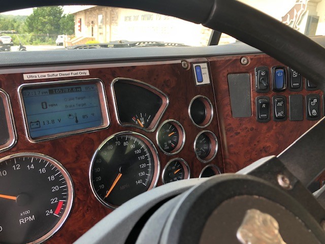 MackGU7136