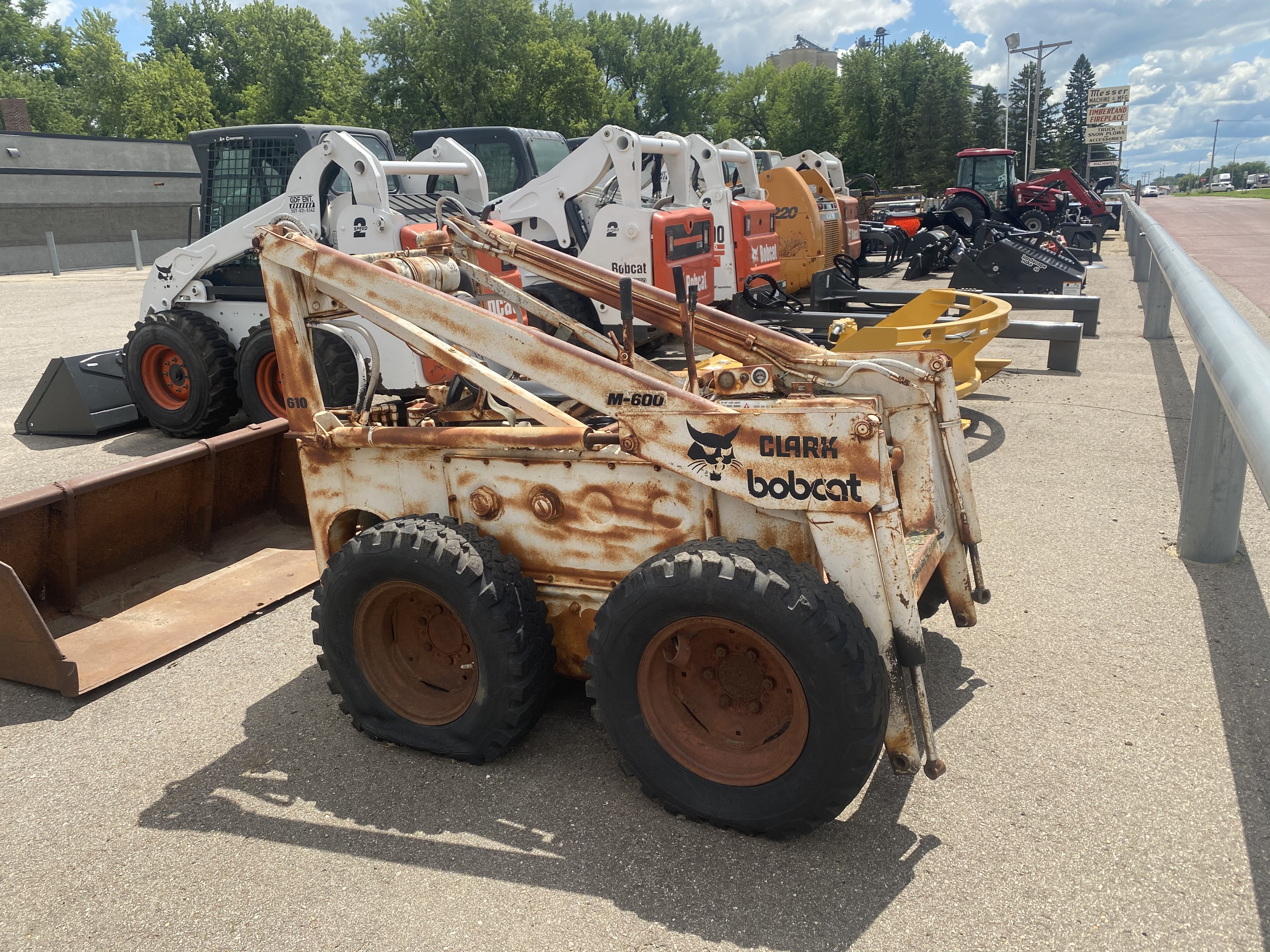 Used Bobcat® M600 in Windom, MN