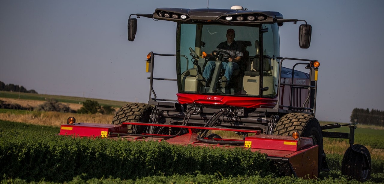 2022 Massey Ferguson WR9980 - Image 1