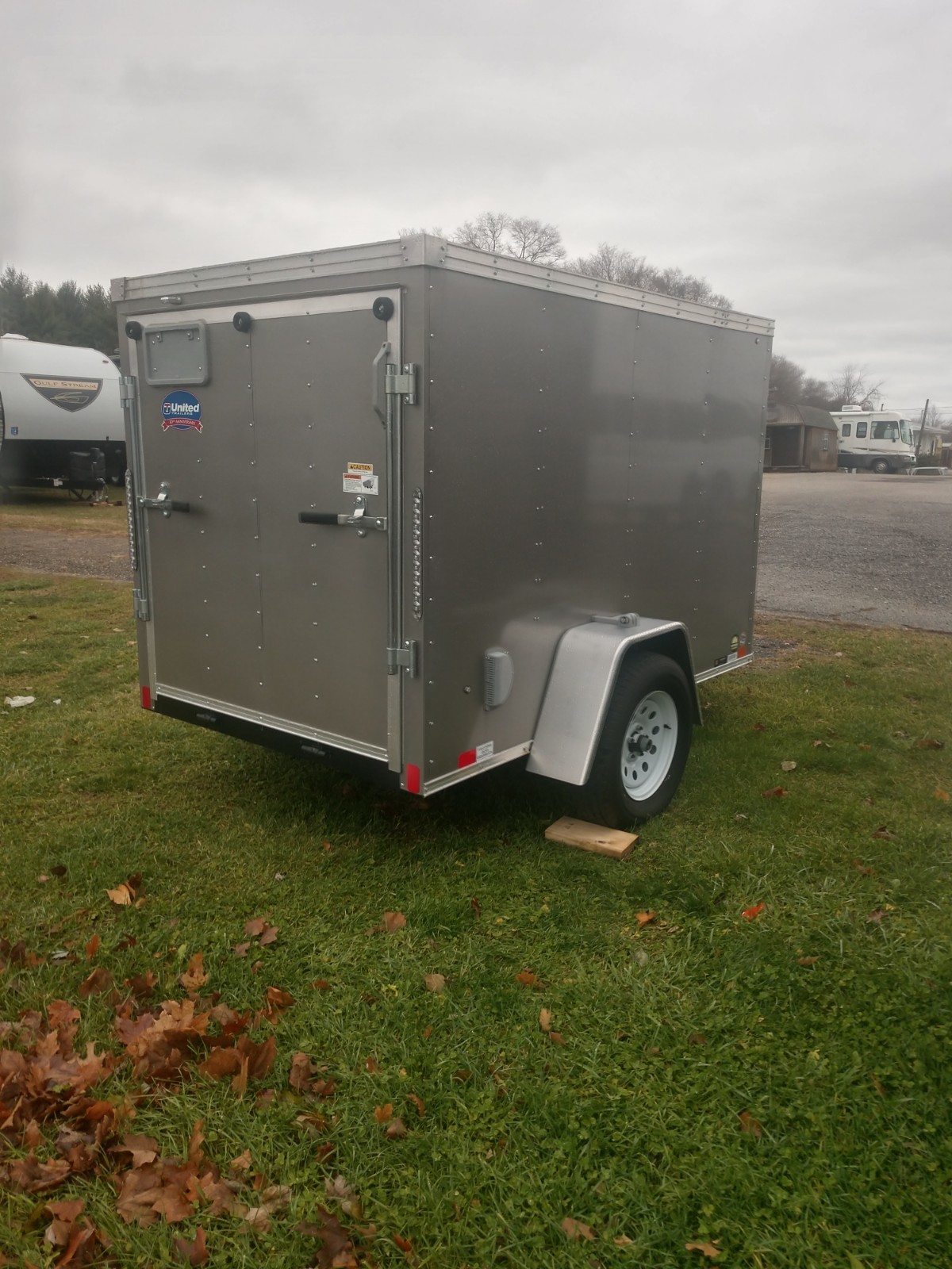 New 2019 United Trailers united 5x8 in Elkhart, IN