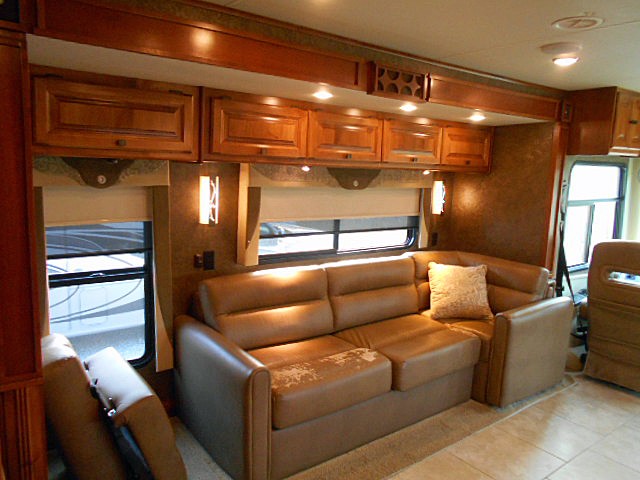 Used 2018 Tiffin Motorhomes Allegro 33aa In Rockville - Tiffin Motorhome Coffee Table Used 2018 Tiffin Motorhomes Allegro 33aa In Rockville - Tiffin Motorhome Coffee Table