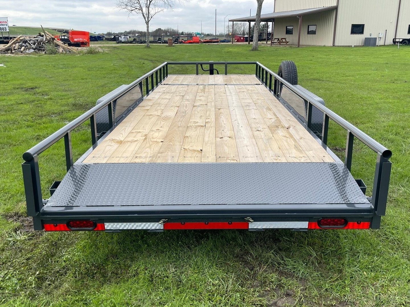 2023 Lamar 83X24 UTILITY 14K For Sale (52235016) from Southern Trailers