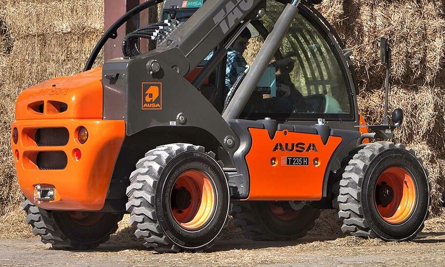 New 2019 Ausa T235h In Minneapolis Mn