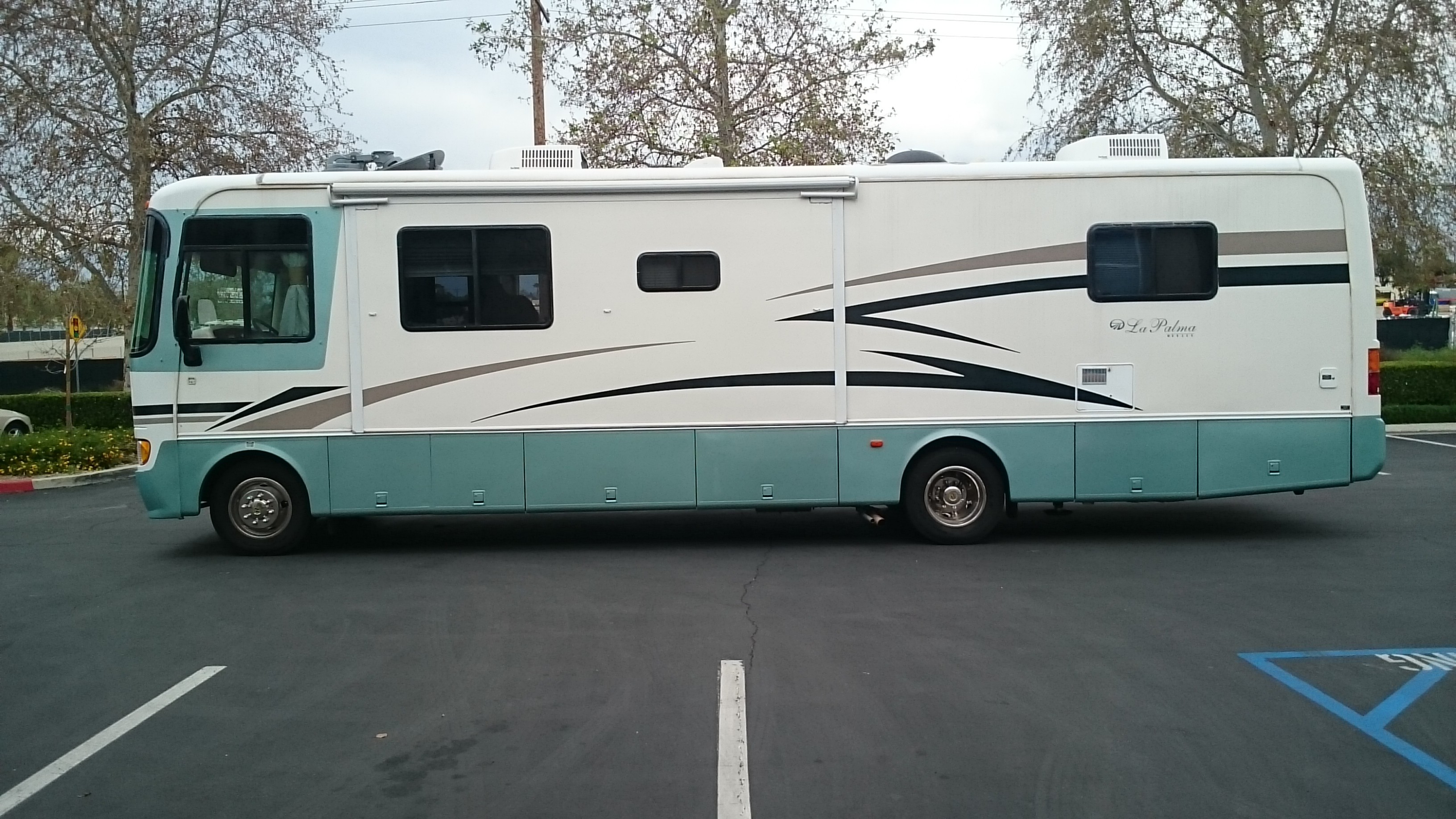 Used, 2000, Monaco®, La Palma 34F, RV Class A